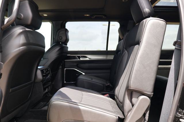 2026 Jeep Grand Wagoneer Limited Altitude