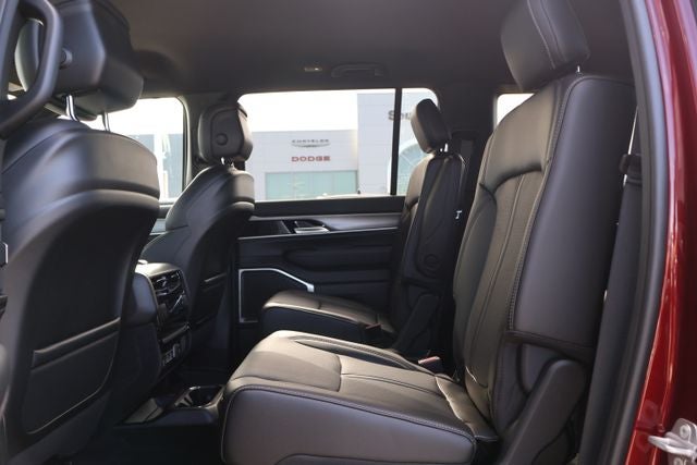 2026 Jeep Grand Wagoneer 4x4