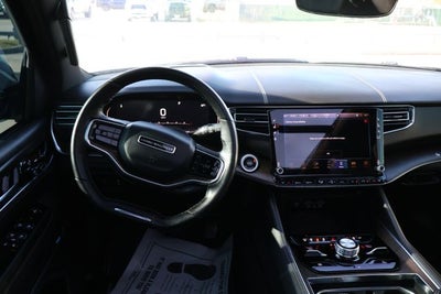 2023 Jeep Grand Wagoneer Base