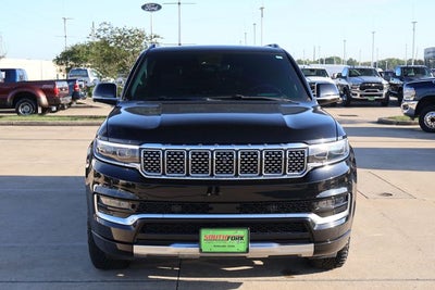 2023 Jeep Grand Wagoneer Base