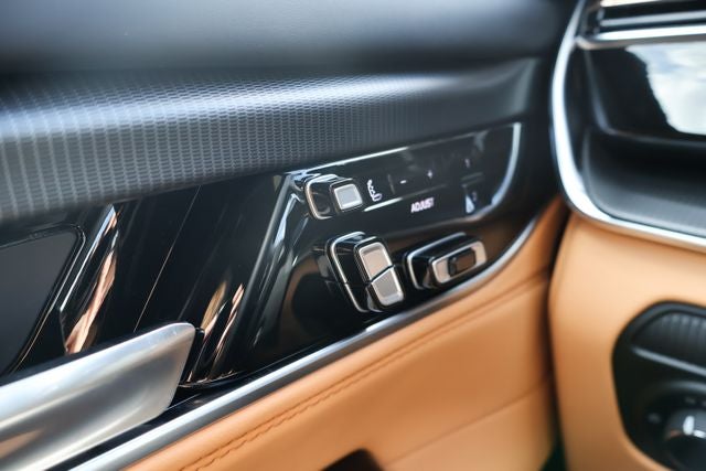 2026 Jeep Grand Wagoneer Summit Reserve