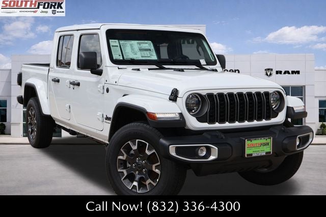 2026 Jeep Gladiator Sahara Auto's photo