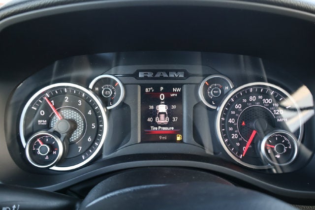 2027 RAM Ram 1500 Big Horn/Lone Star