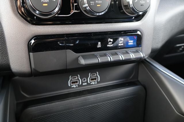 2026 RAM Ram 1500 Express