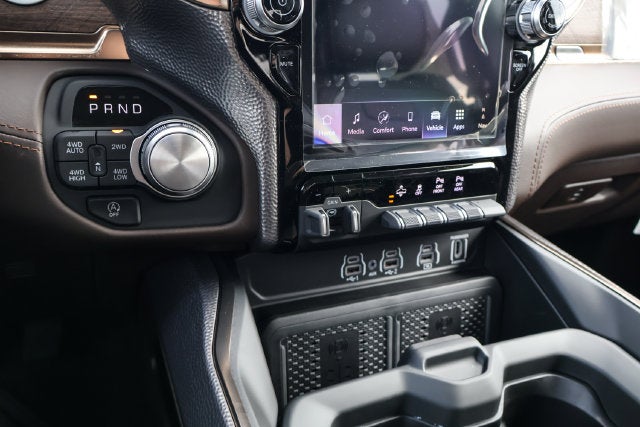 2027 RAM Ram 1500 Limited