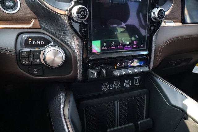 2027 RAM Ram 1500 Limited