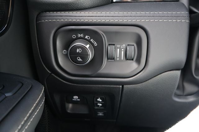 2026 RAM Ram 1500 Limited
