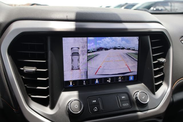2023 GMC Acadia AT4