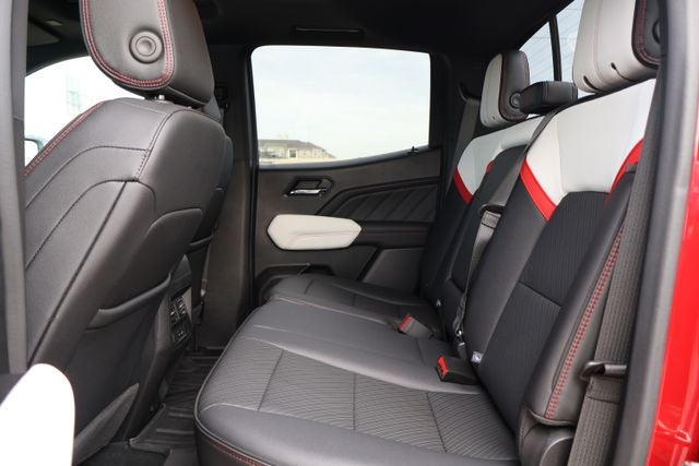 2024 GMC Canyon AT4X