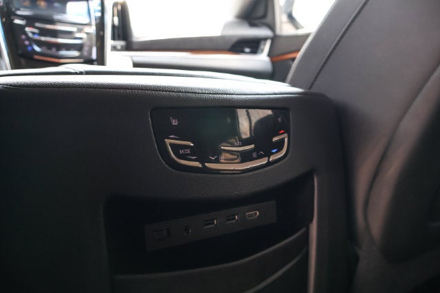 2019 Cadillac Escalade ESV Premium