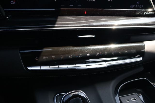 2024 Cadillac Escalade ESV Sport