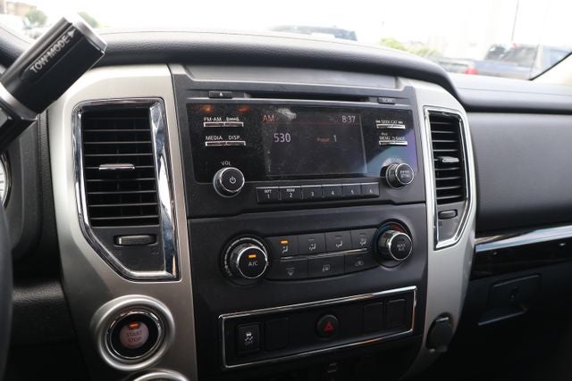 2018 Nissan TITAN XD SV