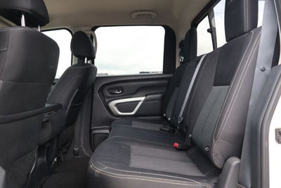 2018 Nissan TITAN XD SV