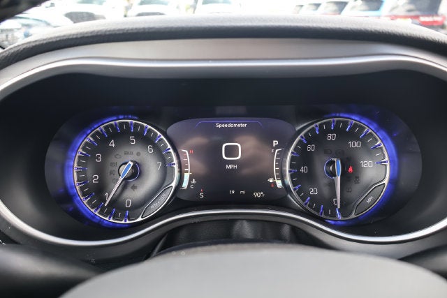 2027 Chrysler Pacifica Limited