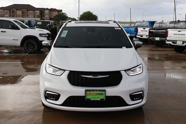 2026 Chrysler Pacifica Pinnacle
