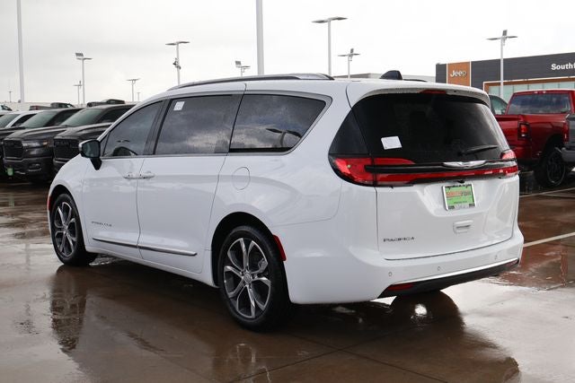 2026 Chrysler Pacifica Pinnacle