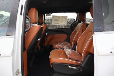 2026 Chrysler Pacifica Pinnacle