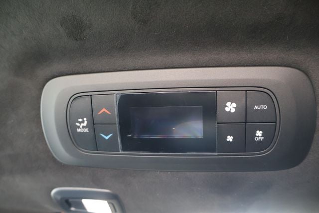 2027 Chrysler Pacifica Pinnacle