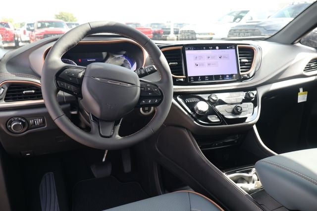 2027 Chrysler Pacifica Pinnacle