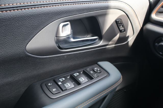 2027 Chrysler Pacifica Pinnacle