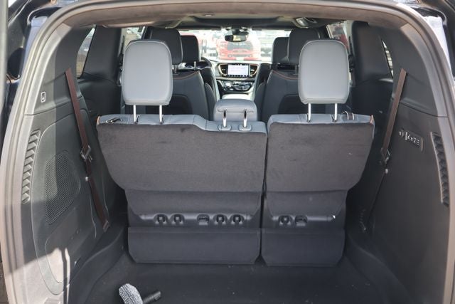 2027 Chrysler Pacifica Pinnacle