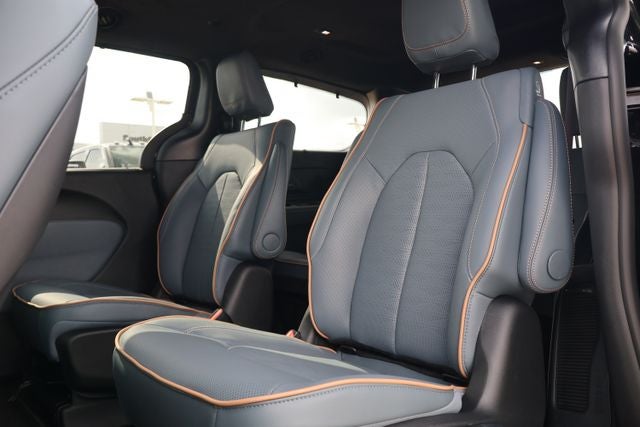 2027 Chrysler Pacifica Pinnacle