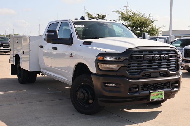2026 RAM Ram3500 Chassis Tradesman