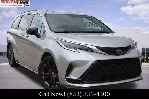2024 Toyota Sienna XSE 8 Passenger