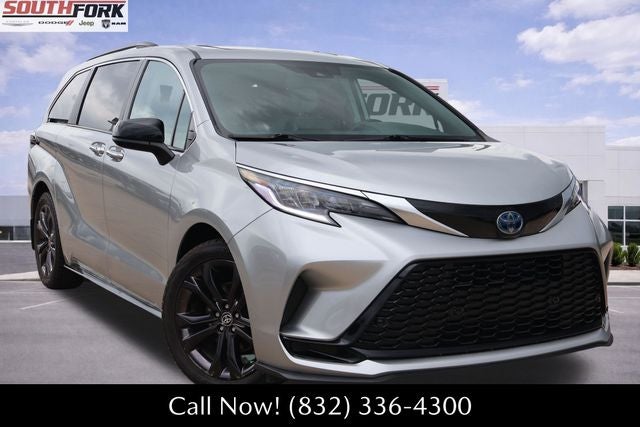 2024 Toyota Sienna XSE 8 Passenger