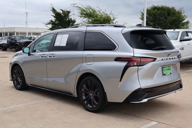 2024 Toyota Sienna XSE 8 Passenger