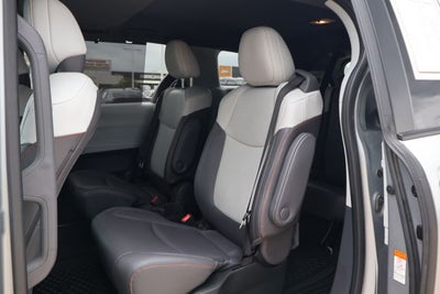 2024 Toyota Sienna XSE 8 Passenger