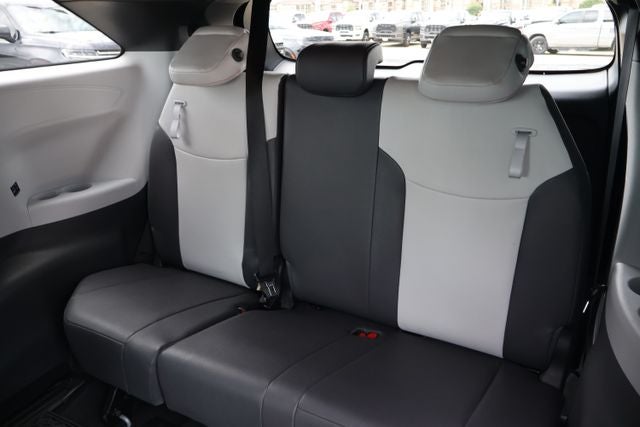 2024 Toyota Sienna XSE 8 Passenger