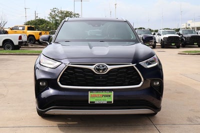 2024 Toyota Highlander Platinum