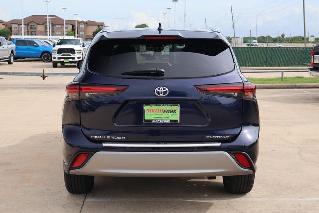 2024 Toyota Highlander Platinum