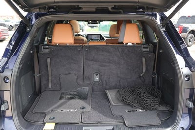 2024 Toyota Highlander Platinum