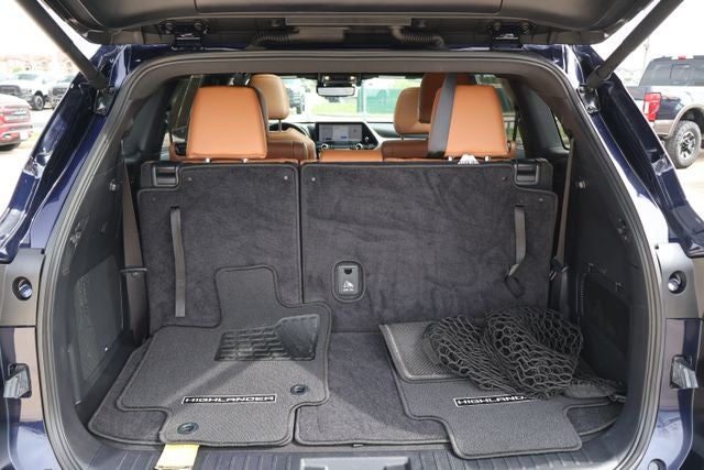 2024 Toyota Highlander Platinum