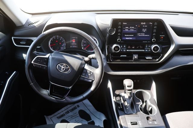 2021 Toyota Highlander LE