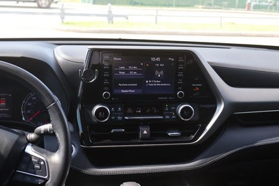 2021 Toyota Highlander LE