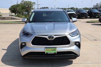 2021 Toyota Highlander LE