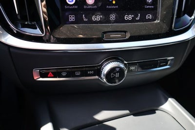 2024 Volvo S60 B5 Core Dark Theme