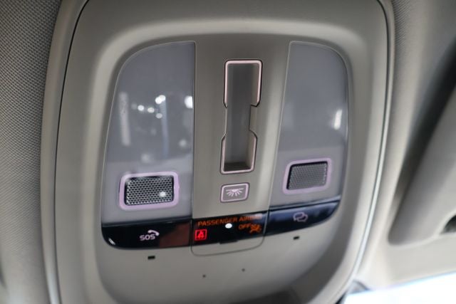 2024 Volvo S60 B5 Core Dark Theme