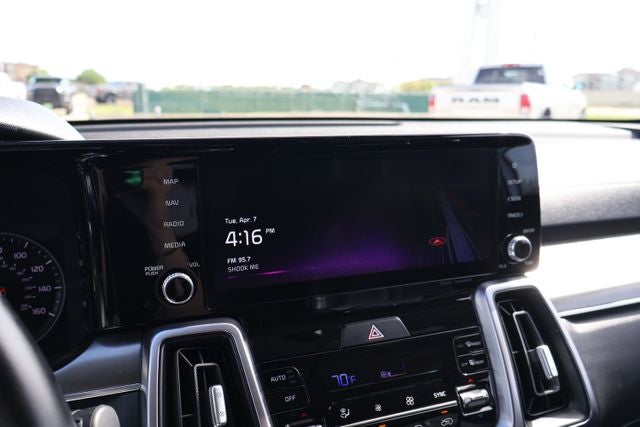 2023 Kia Sorento Hybrid EX