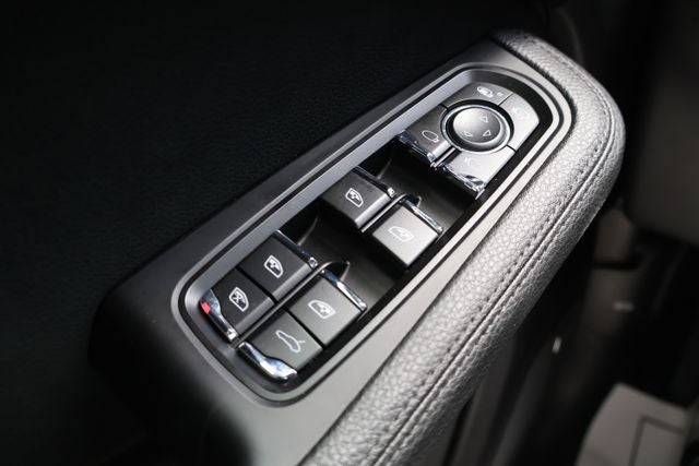 2020 Porsche Macan Base